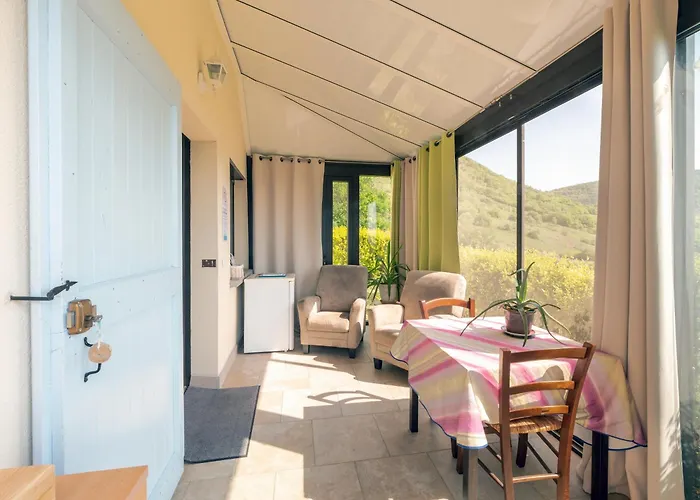 Vue Panoramique Campagne Pouncho 2 Pers